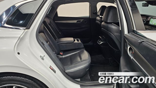 Hyundai Grandeur (IG) 2.5 Le Blanc 2023 — фото 11