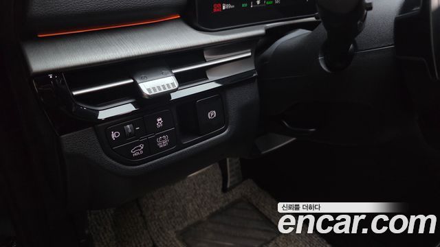 Kia Sportage Hybrid (V) HEV 1.6 2WD Signature X Line 2026 — фото 13