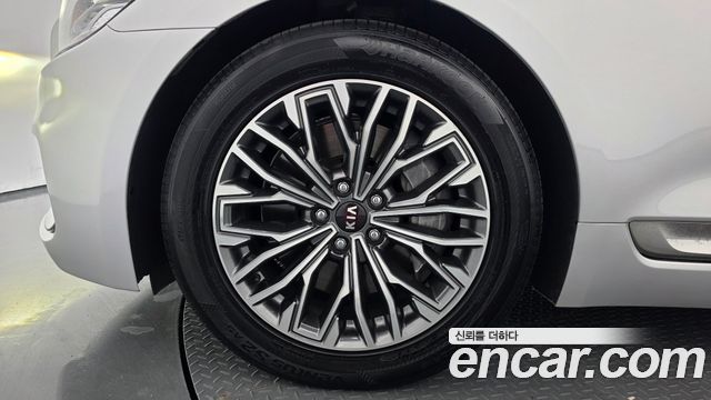 Kia K9 3.8 GDI PlatinumⅠ 2019 — фото 5