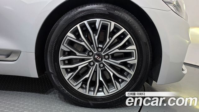 Kia K9 3.8 GDI PlatinumⅠ 2019 — фото 21