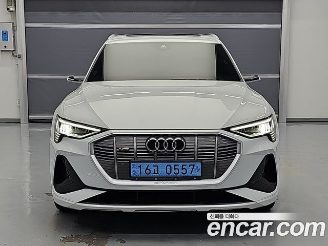Audi e-tron 55 Quattro Sportback 2022 — фото 2