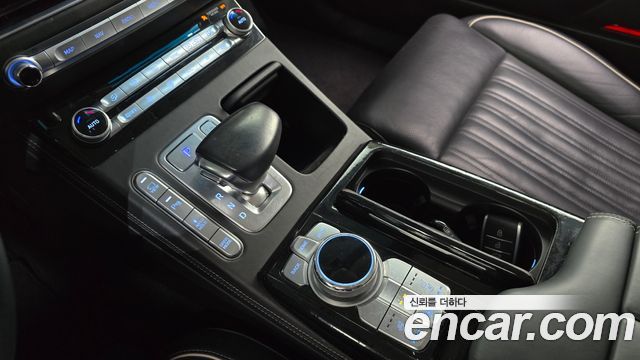 Genesis G90 5.0 AWD Prestige 2019 — фото 9