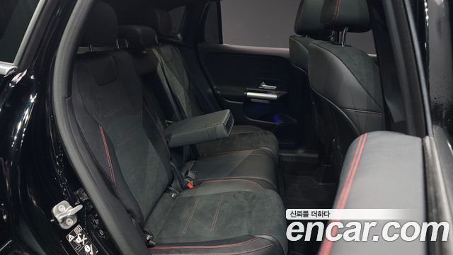 Mercedes-Benz GLA-Class (H247) GLA250 4MATIC 2023 — фото 15
