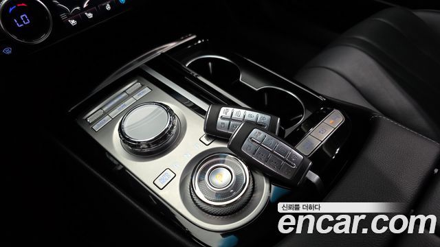 Genesis G80 (RG3) Gasoline 2.5 Turbo AWD 2023 — фото 9