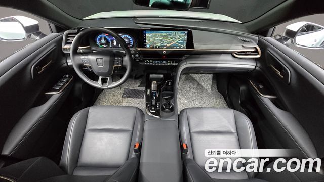 Toyota Crown Crossover 2.5 4WD Hybrid 2024 — фото 7