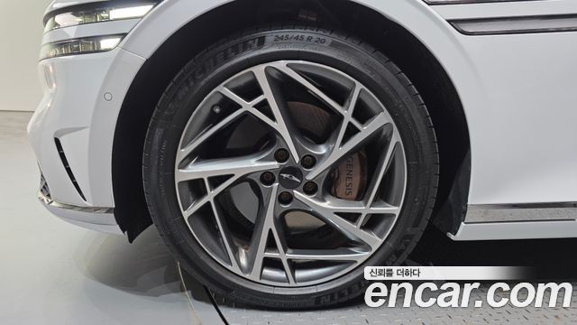 Genesis G90 (RS4) Gasoline 3.5 Turbo e-S/C AWD 2023 — фото 5