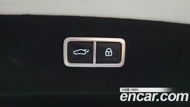 Genesis G90 (RS4) Gasoline 3.5 Turbo e-S/C AWD 2023 — фото 20