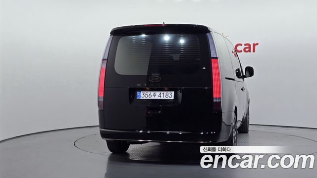 Hyundai Staria HEV 1.6 Lounge 9-Seater Inspiration 2025 — фото 4