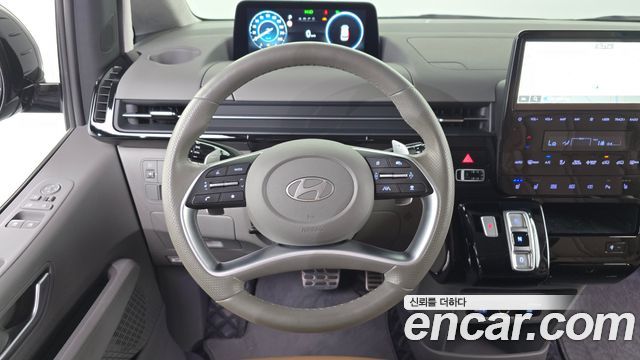 Hyundai Staria HEV 1.6 Lounge 9-Seater Inspiration 2025 — фото 13