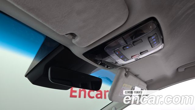 Hyundai Staria HEV 1.6 Lounge 9-Seater Inspiration 2025 — фото 27