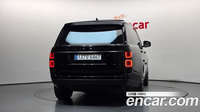 Land Rover Range Rover (IV) 4.4 SDV8 Vogue SE DIESEL 2019 — фото 4