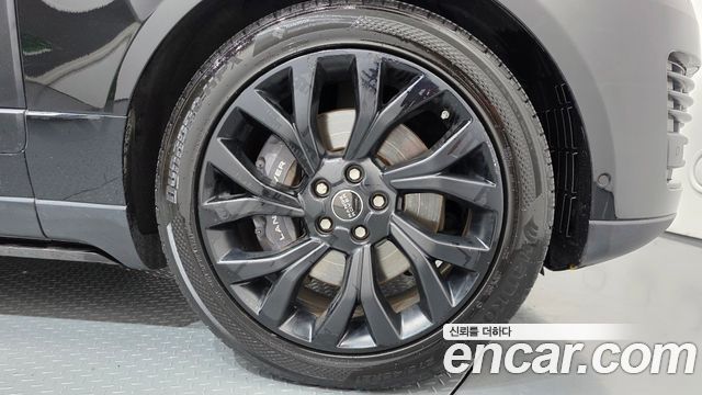 Land Rover Range Rover (IV) 4.4 SDV8 Vogue SE DIESEL 2019 — фото 21