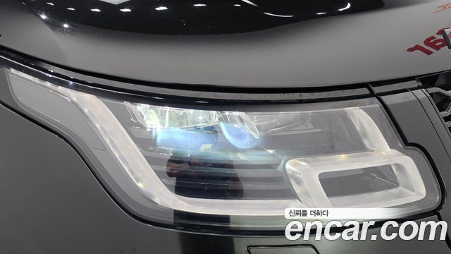 Land Rover Range Rover (IV) 4.4 SDV8 Vogue SE DIESEL 2019 — фото 22