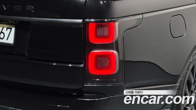 Land Rover Range Rover (IV) 4.4 SDV8 Vogue SE DIESEL 2019 — фото 23