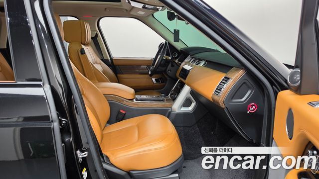 Land Rover Range Rover (IV) 4.4 SDV8 Vogue SE DIESEL 2019 — фото 26