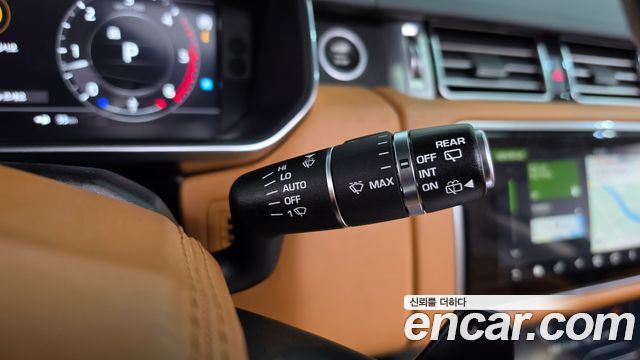 Land Rover Range Rover (IV) 4.4 SDV8 Vogue SE DIESEL 2019 — фото 29