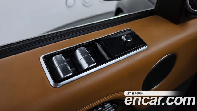 Land Rover Range Rover (IV) 4.4 SDV8 Vogue SE DIESEL 2019 — фото 30
