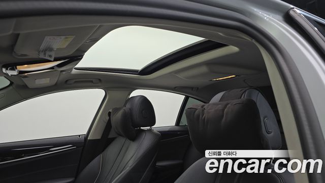 BMW 5 Series (G30) 520i Luxury 2019 — фото 16
