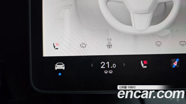 Tesla Model Y Long Range AWD 2022 — фото 31