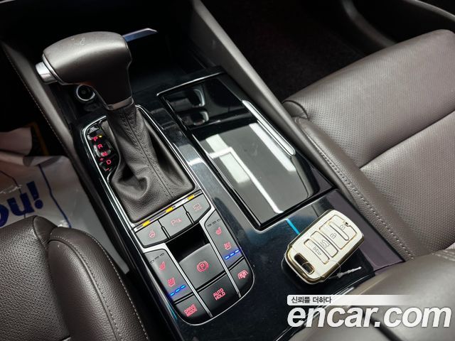 Kia K7 Hybrid Noblesse 2019 — фото 9