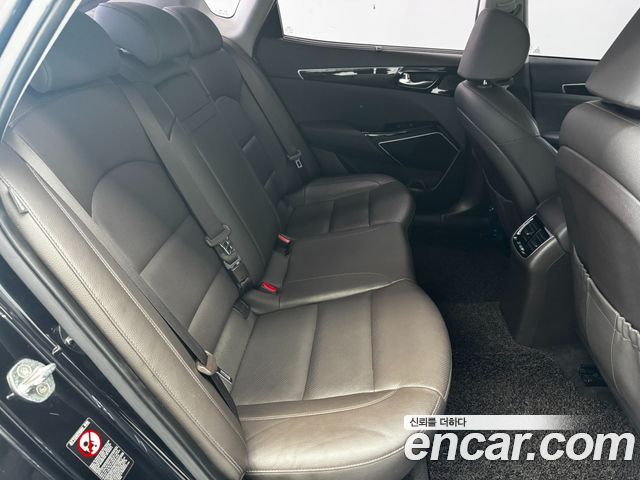 Kia K7 Hybrid Noblesse 2019 — фото 22