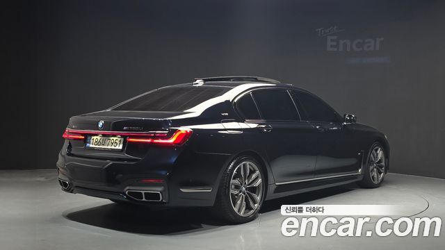 BMW 7 Series (G11) M760Li xDrive 2022 — фото 2