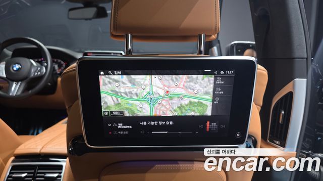 BMW 7 Series (G11) M760Li xDrive 2022 — фото 18