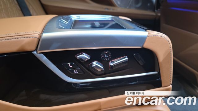 BMW 7 Series (G11) M760Li xDrive 2022 — фото 46
