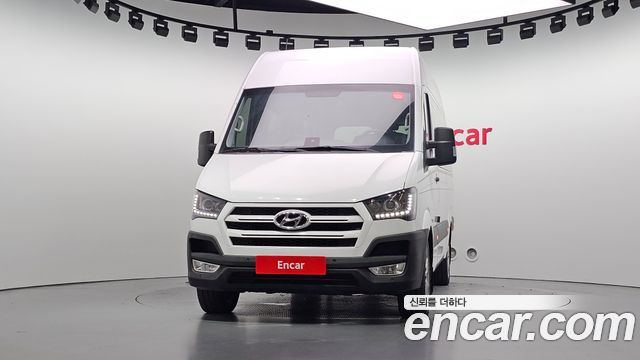Hyundai Solati 15-seater Luxury 2021 — фото 3