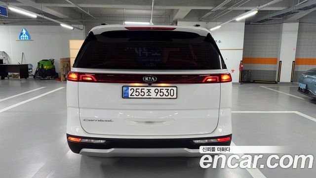 Kia Carnival (IV) Diesel 9-Seater Prestige 2021 — фото 4