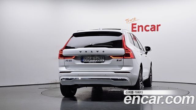 Volvo XC60 (II) B5 Ultra Bright 2025 — фото 4