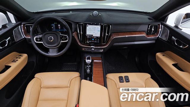 Volvo XC60 (II) B5 Ultra Bright 2025 — фото 7