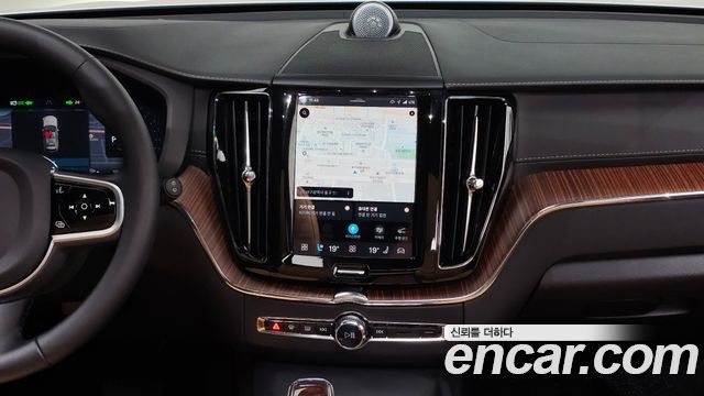 Volvo XC60 (II) B5 Ultra Bright 2025 — фото 13