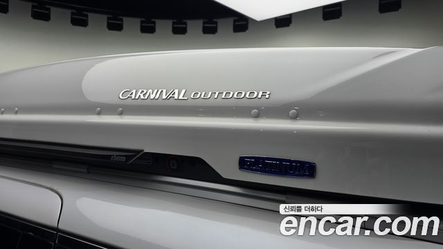 Kia Carnival 9-Seater Prstige 2019 — фото 18