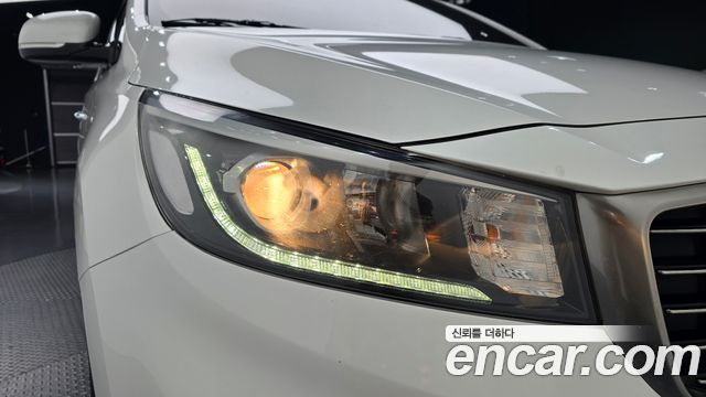 Kia Carnival 9-Seater Prstige 2019 — фото 22