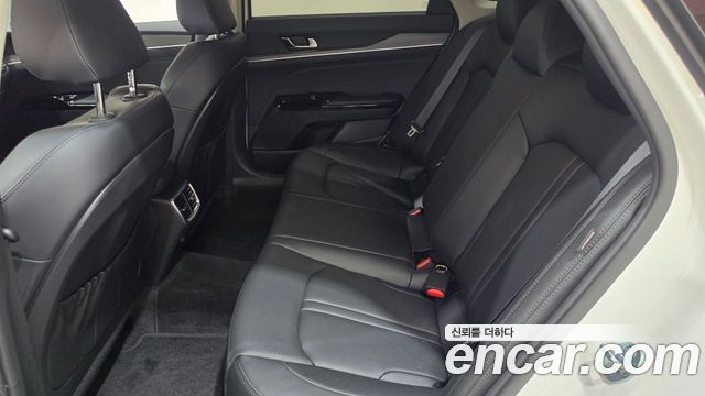 Kia K5 (III) 2.0 Noblesse 2025 — фото 16
