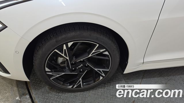 Kia K5 (III) 2.0 Noblesse 2025 — фото 20