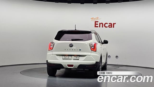 KG Mobility (SsangYong) Tivoli Diesel VX 2WD 2016 — фото 4