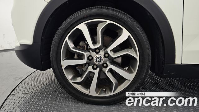 KG Mobility (SsangYong) Tivoli Diesel VX 2WD 2016 — фото 5