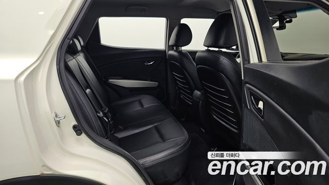 KG Mobility (SsangYong) Tivoli Diesel VX 2WD 2016 — фото 12