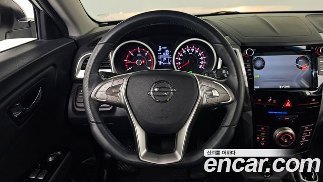 KG Mobility (SsangYong) Tivoli Diesel VX 2WD 2016 — фото 13