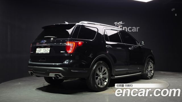 Ford Explorer 2.3 Limited 4WD 5th 2019 — фото 2