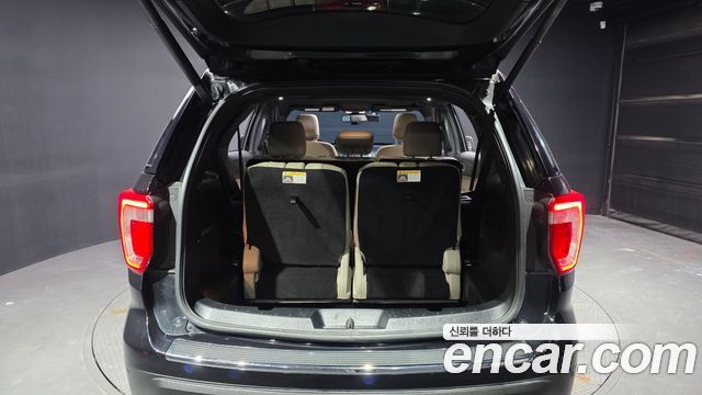 Ford Explorer 2.3 Limited 4WD 5th 2019 — фото 20