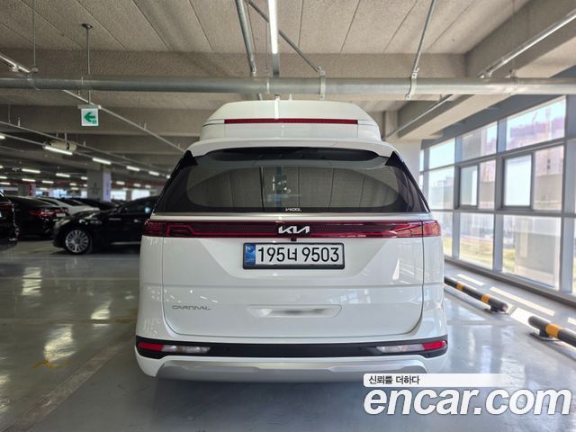Kia Carnival (IV) Diesel 9-Seater Hi-Limousine Signature 2023 — фото 3