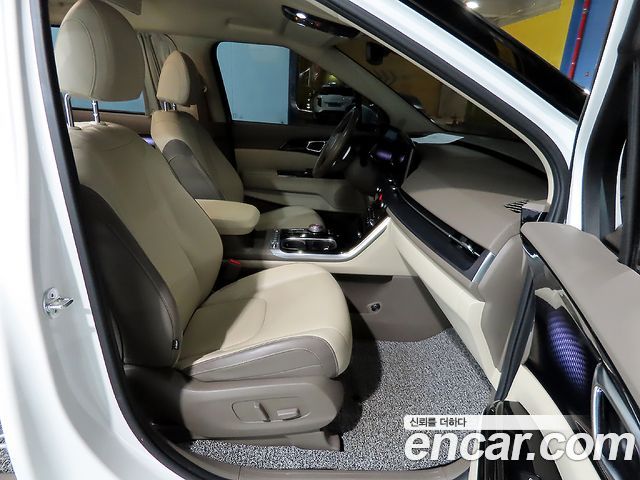 Kia Carnival (IV) Diesel 9-Seater Hi-Limousine Signature 2023 — фото 7