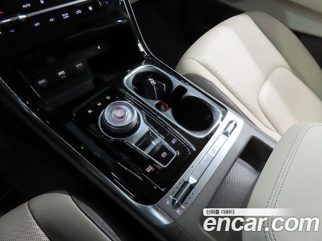 Kia Carnival (IV) Diesel 9-Seater Hi-Limousine Signature 2023 — фото 16