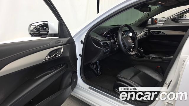 Cadillac ATS 2.0 Premium 1st 2017 — фото 10