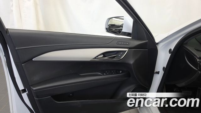 Cadillac ATS 2.0 Premium 1st 2017 — фото 24