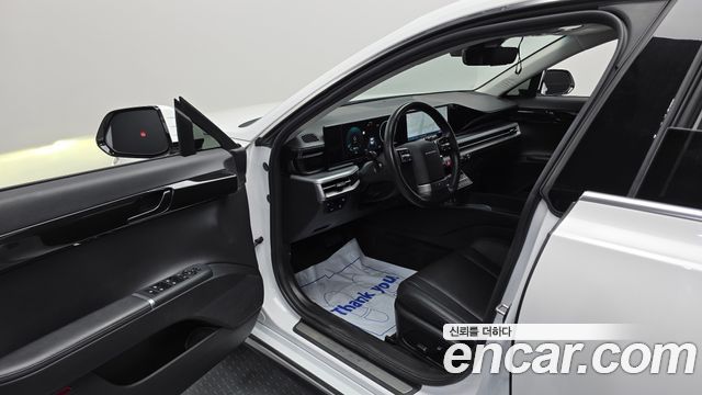 Hyundai Grandeur (GN7) 2,5 Gasoline 2WD Premium 2023 — фото 10