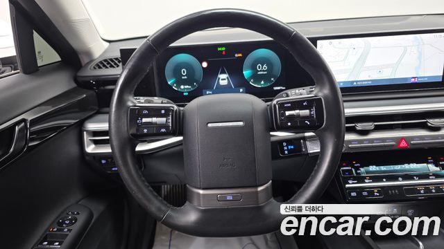 Hyundai Grandeur (GN7) 2,5 Gasoline 2WD Premium 2023 — фото 14